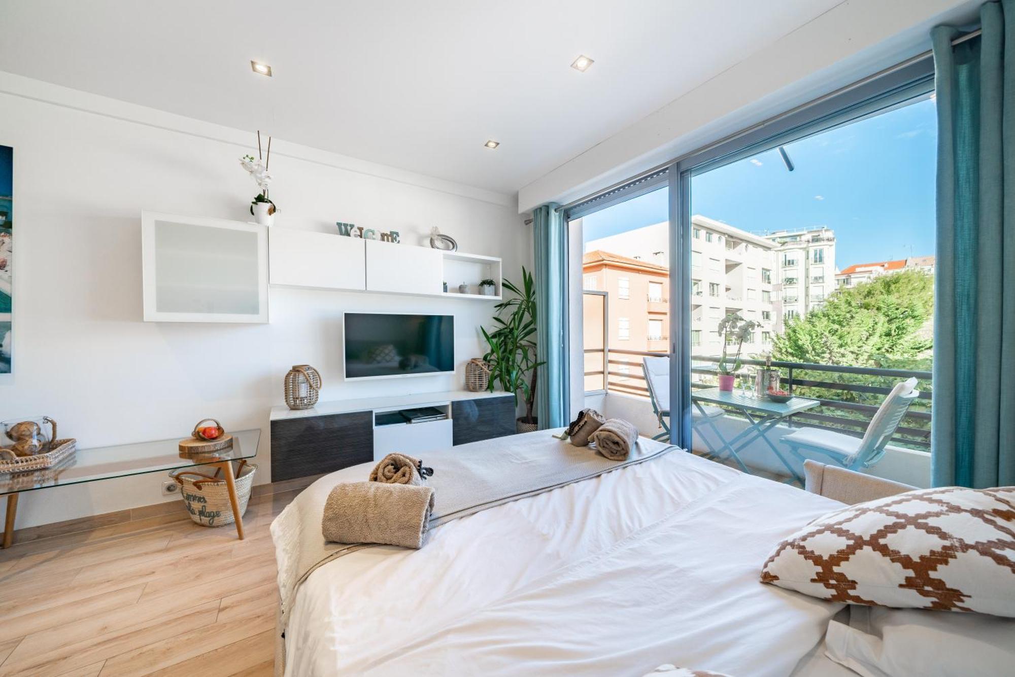 By The Croisette Apartamento